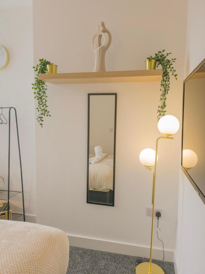 Principality Suites; Three Bed By Property Promise Кардіфф Екстер'єр фото
